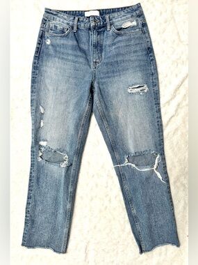 NWOT- VERVET Blue Women’s Distressed Straight Leg Crop Denim Jeans